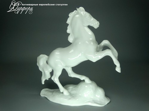 Купить фарфоровую статуэтку Rosenthal Конь на дыбах